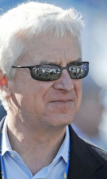 Chargers lawyer booed at NFL's mandated public hearing in San Diego